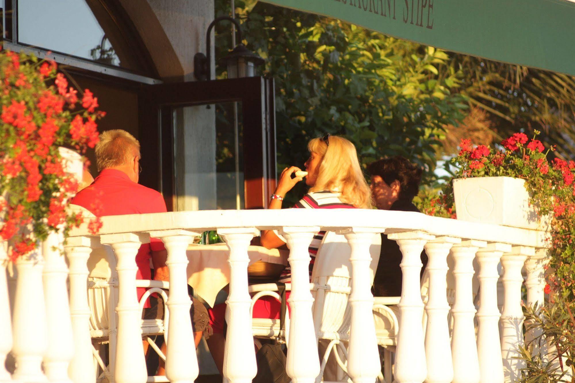 Hotel Stipe Drage Exterior foto